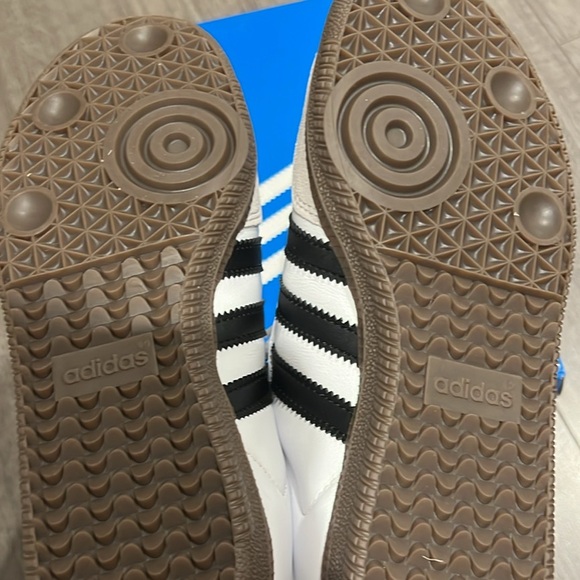 SOLD- ADIDAS SAMBA - Picture 3 of 4